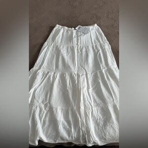 BRANDY MELVILLE MAXI SKIRT